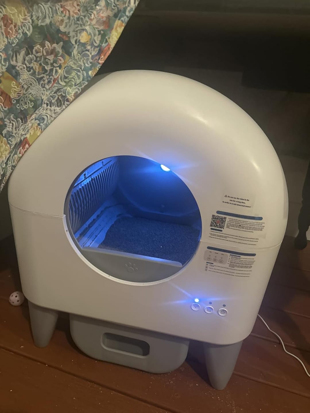 Customer photo review of Cumrige M4 Self-Cleaning Litter Box | Smart Odor-Control Automatic Cat Litter Box