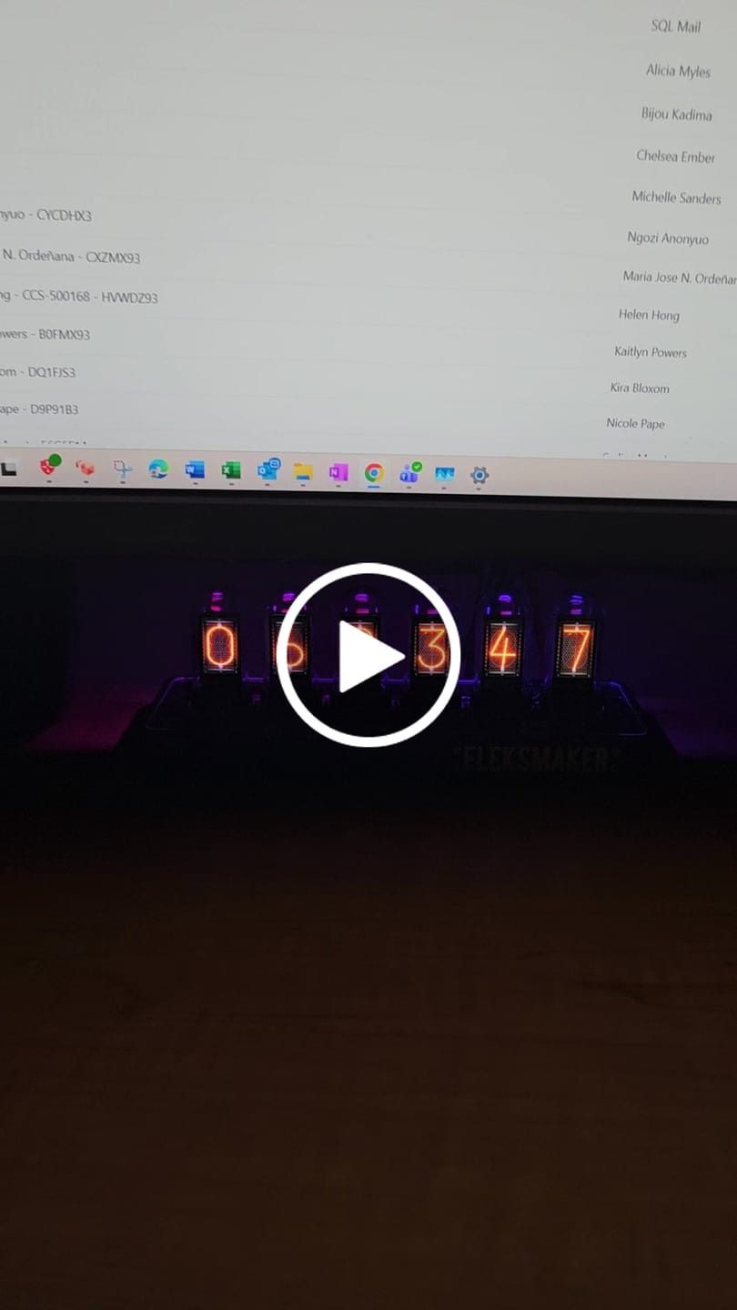 Customer video review of EleksTube IPS Pro GEN3 Limited Edition 6-Bit Digital Clock
