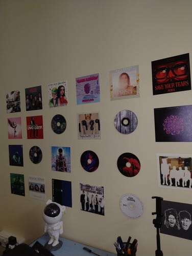 Customer photo review of MUSIC CD DECOR SET - SOFTCORE