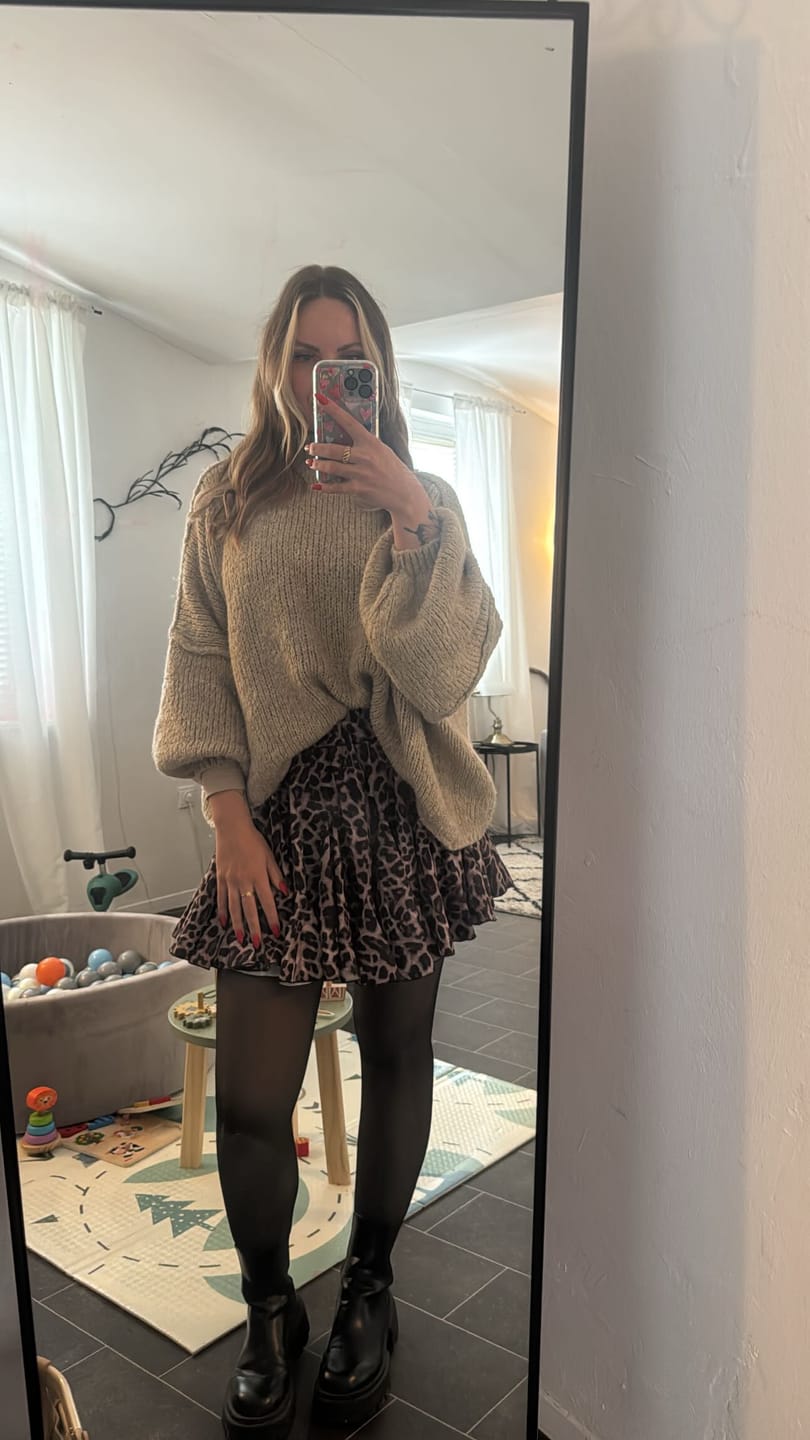 Customer photo review of Oversize Pullover "CasualCozy"