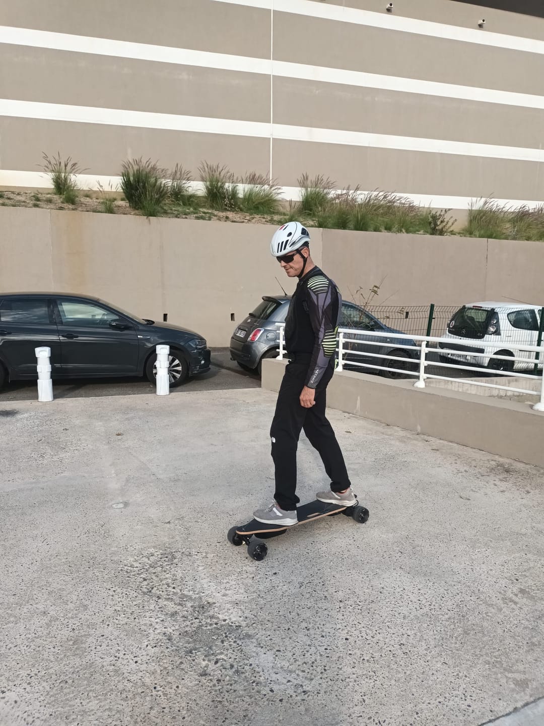 Customer photo review of WowGo 3E Electric Skateboard & Longboard