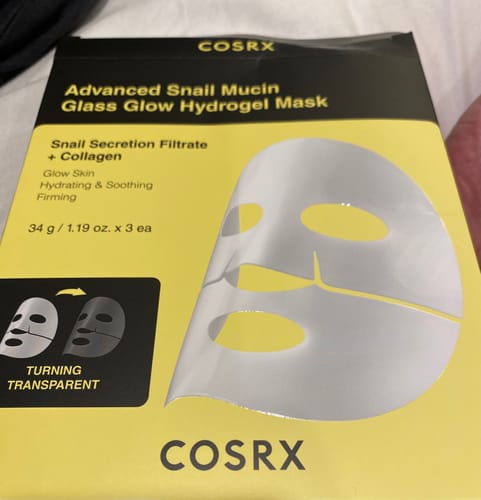 Customer photo review of COSRX - Advanced Snail Mucin Glass Glow Hydrogel Mask Set (3 pieces)