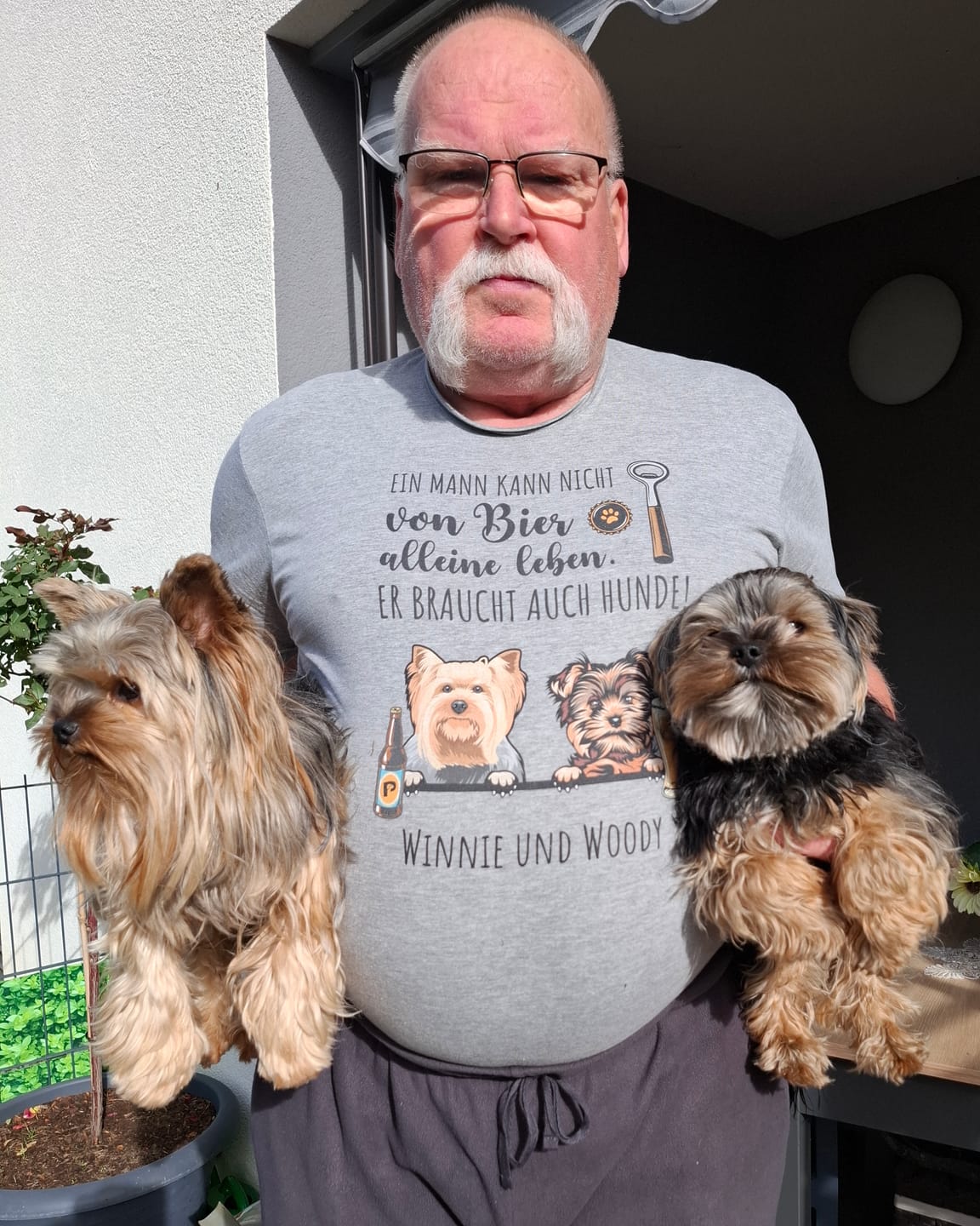 Customer photo review of Bier & Wuff - Individuelles T-Shirt