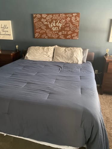 Customer photo review of Temperature Control Dual-Layer Comforter
