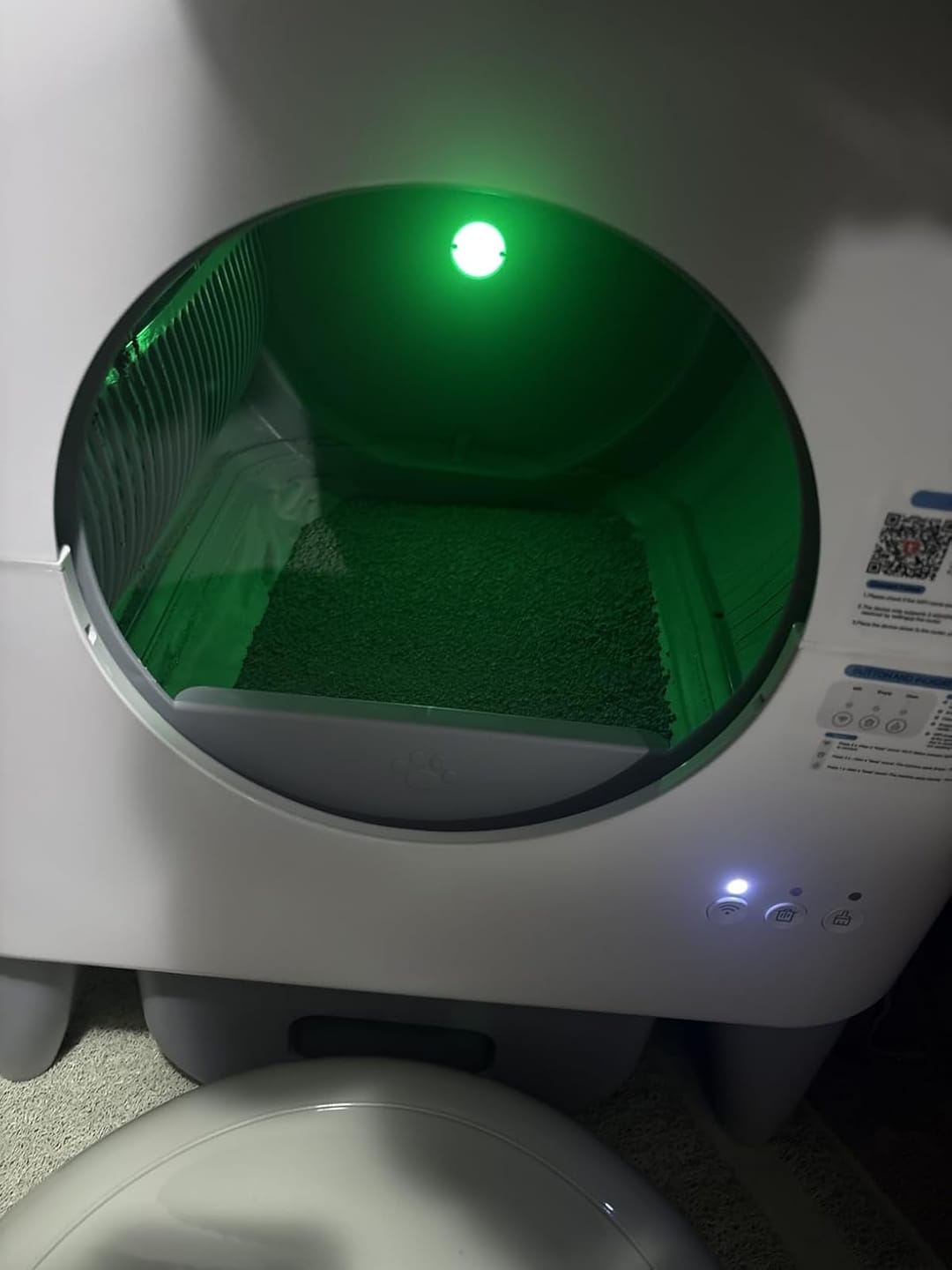 Customer photo review of Cumrige M4 Self-Cleaning Litter Box | Smart Odor-Control Automatic Cat Litter Box