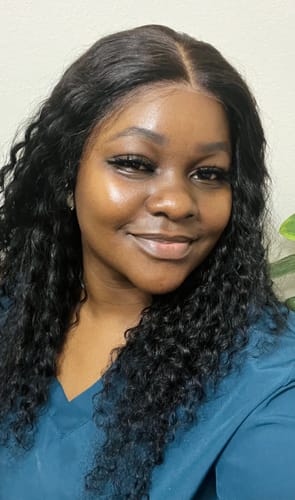 Customer photo review of Fair And White 2: Gold Revitalizing Body Lotion  500ml / 17.6 fl. oz