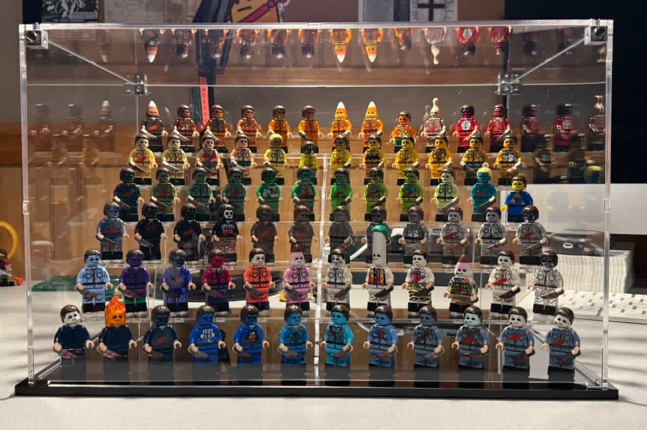 Customer photo review of Display Case for LEGO® 72 minifigures fits 1/2 IKEA Billy