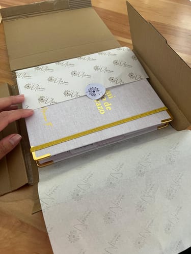 Reseña con foto de un cliente sobre Diario Único Mi Embarazo - Fabric