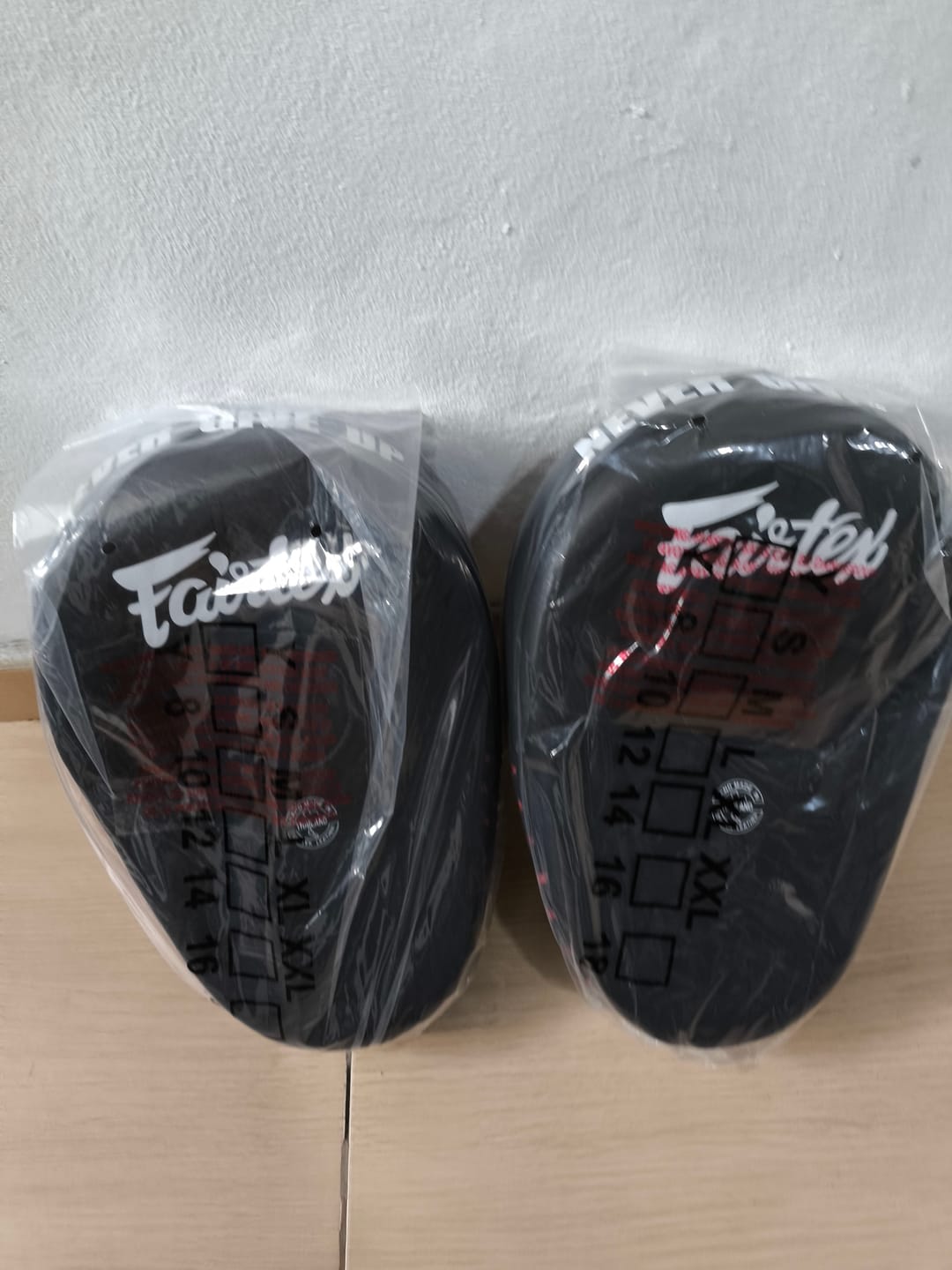 Customer photo review of Fairtex FMV13 Maximized Focus Mitts for Boxing, Muay Thai Kickboxing, MMA