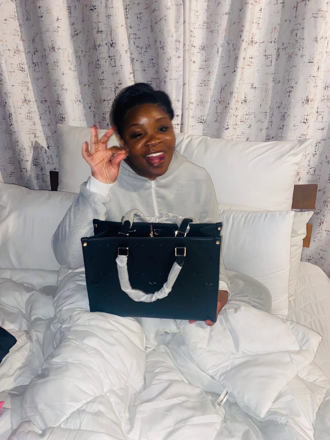 Customer photo review of The Carryall Icon Tote