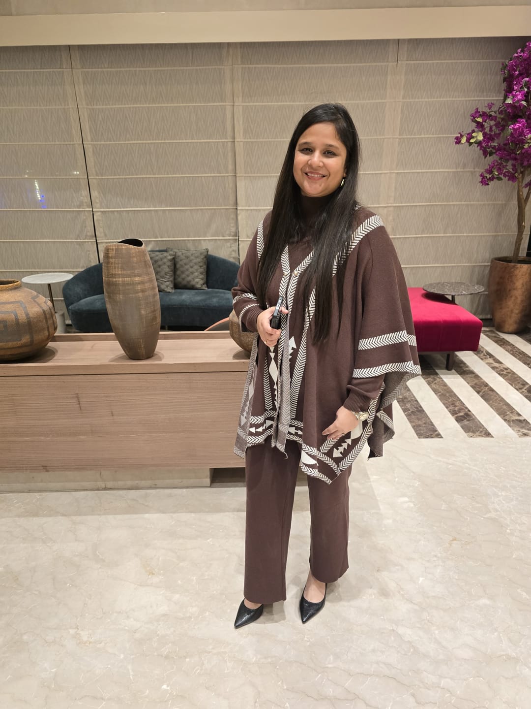 Customer photo review of Melvin Luxe Winter Coord Set With Cape