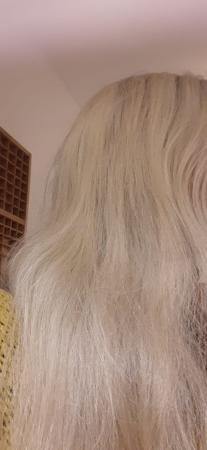 Customer photo review of 15% Lavendel mit Kamille & Kaffee Haarseife (Haarwachstum & Tiefenpflege)