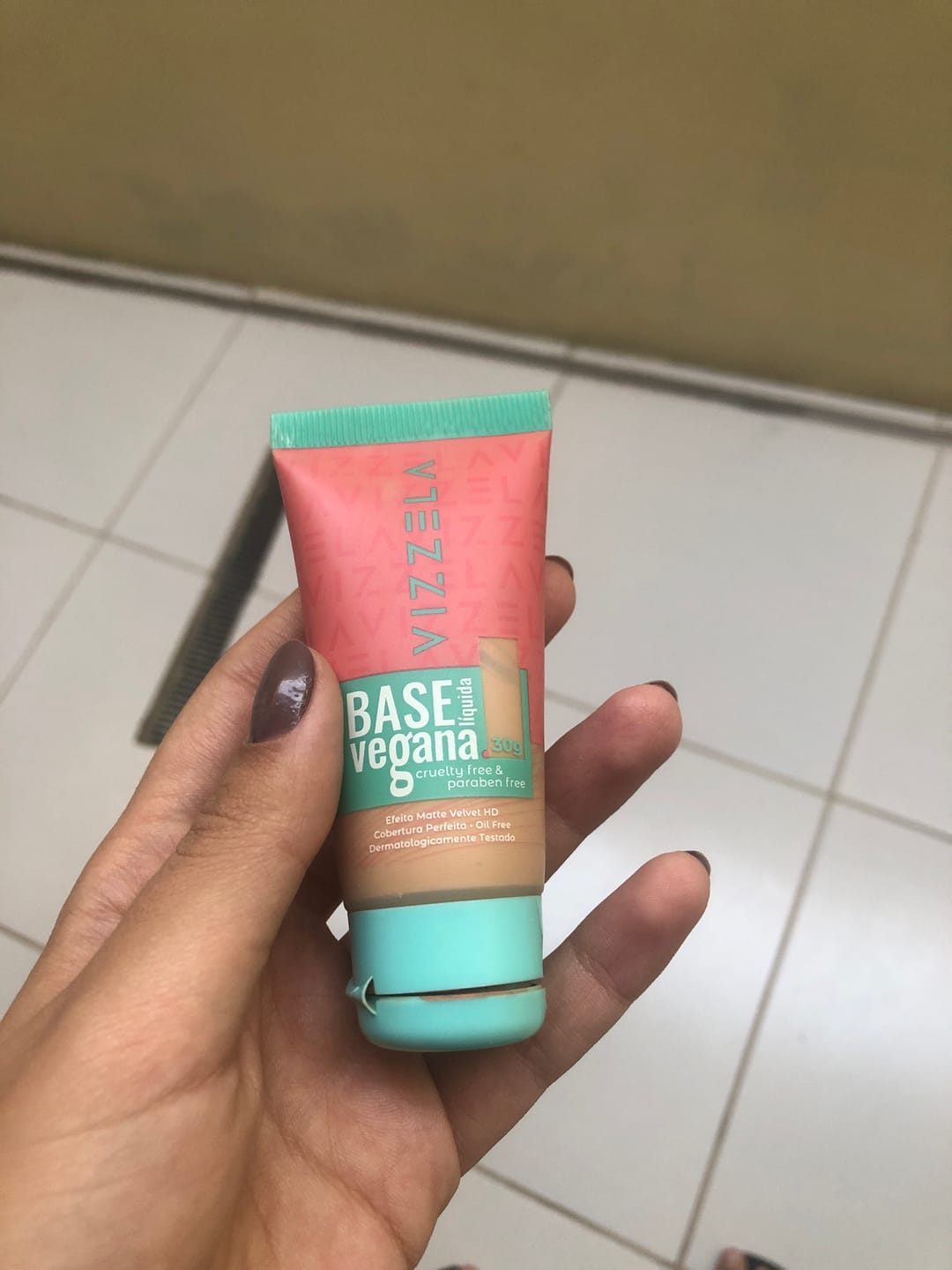 Customer photo review of Base Líquida Matte - Vizzela