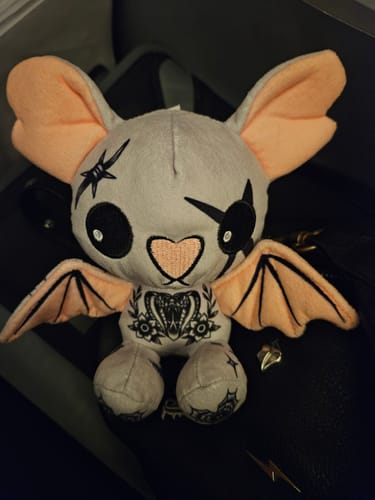 Customer photo review of Batties Plush Pendant Blind Box