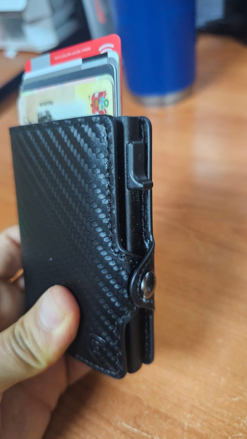 Customer photo review of E - CARBON FIBER
