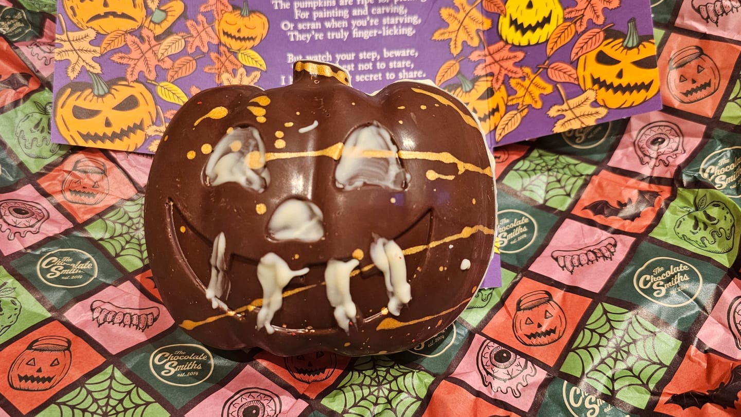 Customer photo review of Trick or Treat Chocolate Pumpkin 550g *LIMITED EDITION*