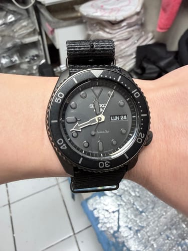 Customer photo review of Reloj Seiko 5 Análogo Automático SRPD79K1 Negro NATO 42.5 mm