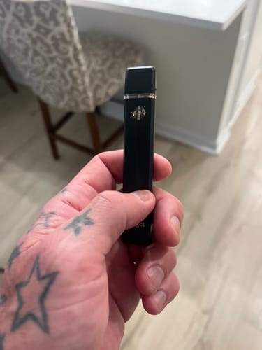 Customer photo review of 1 Gram THC-P Blend Vape Pen | Lemon Drop - Sativa