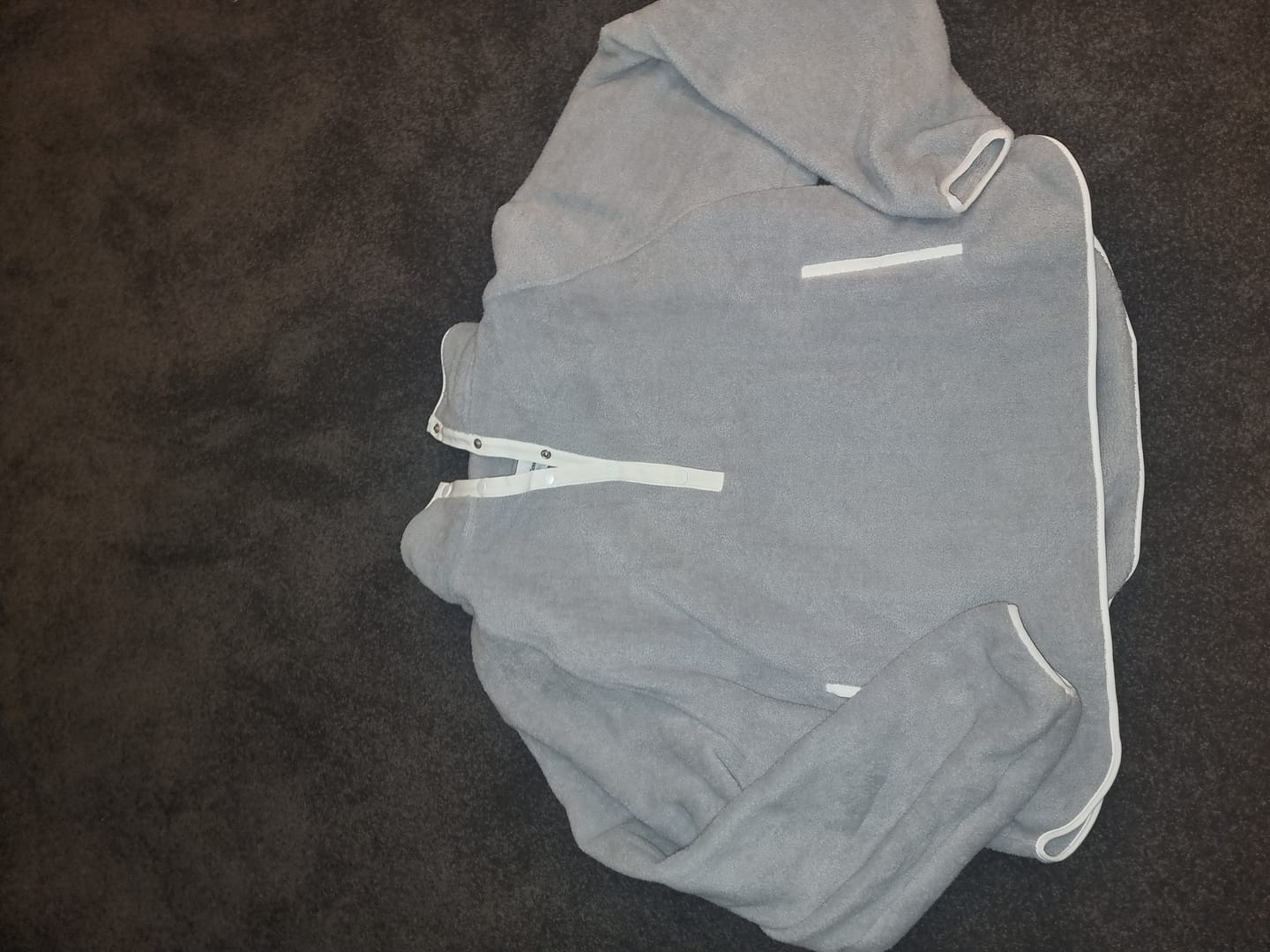 Customer photo review of Mattie Pullover - Grey / White