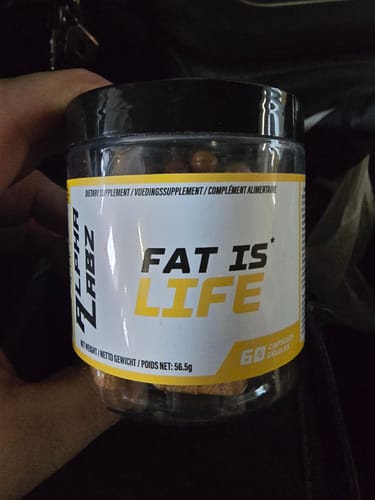 Customer photo review of Alpha Labz - Fat Is Life - Omega 3 Huile de Krill Vitamine D3 K2