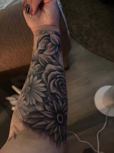 Customer photo review of Painless Tattoo Numbing Cream