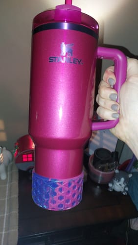 Customer photo review of Berry Truffle Remix WAFFLE Tumbler Boot