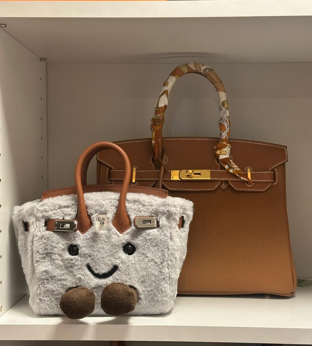 Customer photo review of The Jellykin Fluffy Bag