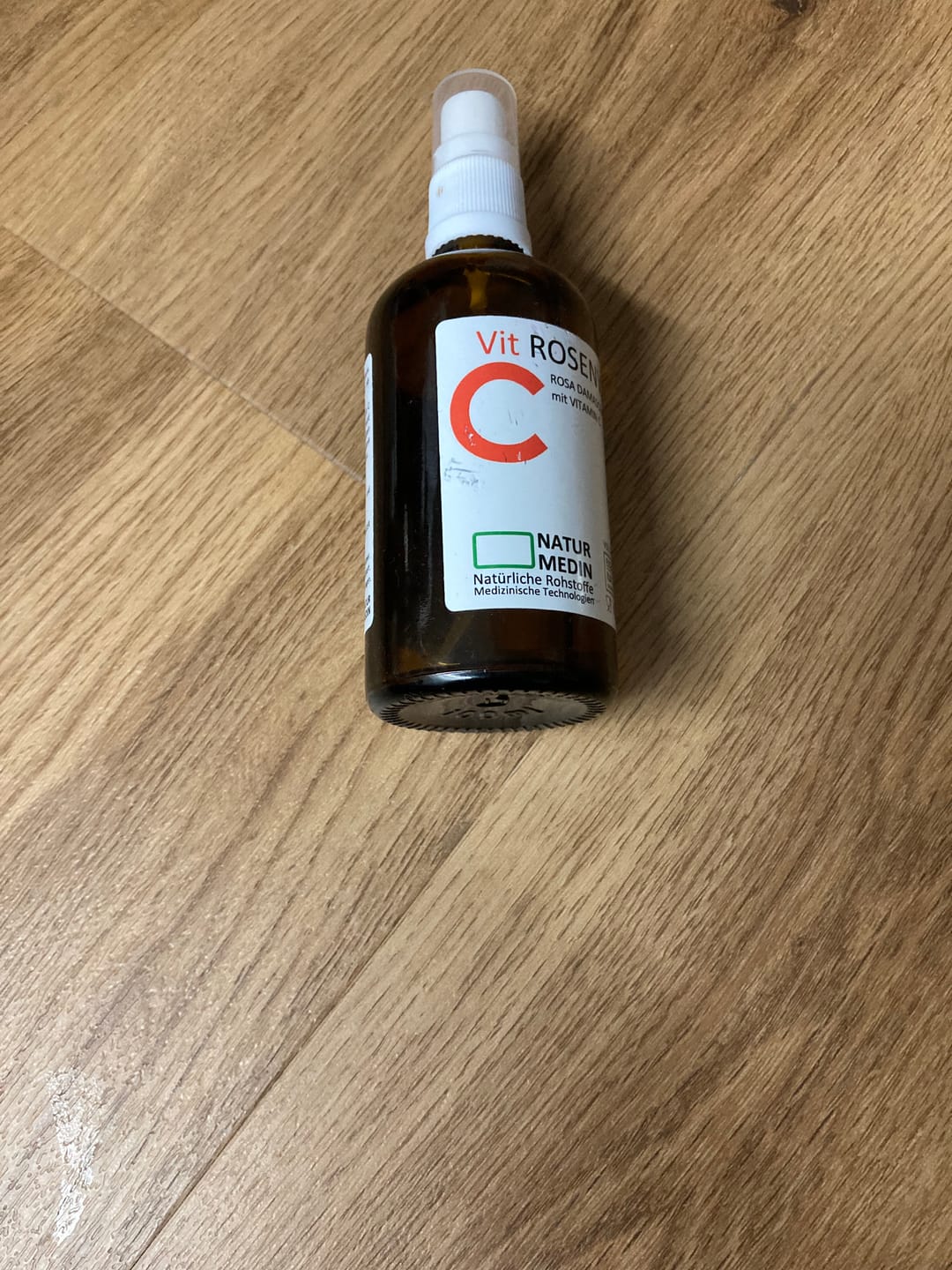 Customer photo review of Rosenwasser mit Vitamin C Anti-Falten Anti-Aging 100% Natur