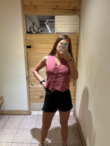 Customer photo review of Short Moon Black