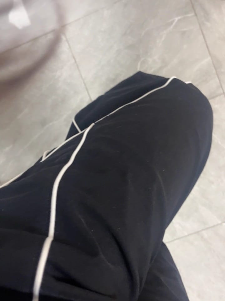 Customer photo review of Aelfric Eden Baggy Sweatpants