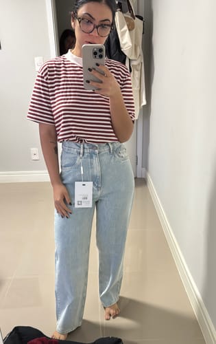 Rosiele F. review of Calça Jeans Reta Araçá Azul Claro image 1 out of 1