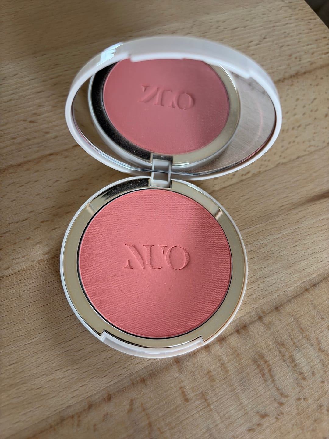 Customer photo review of Blush pudra cu efect de blurare