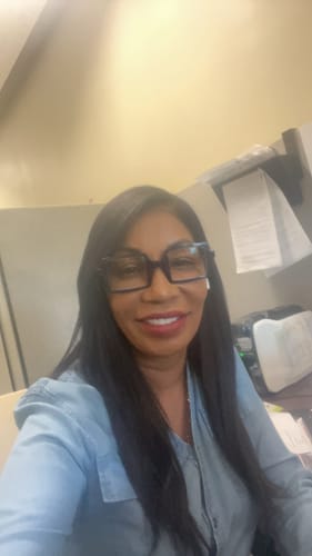 Customer photo review of Fusion Nail U Tip Human Hair Extensions 100% Remy Hair Darkest Brown (#2)