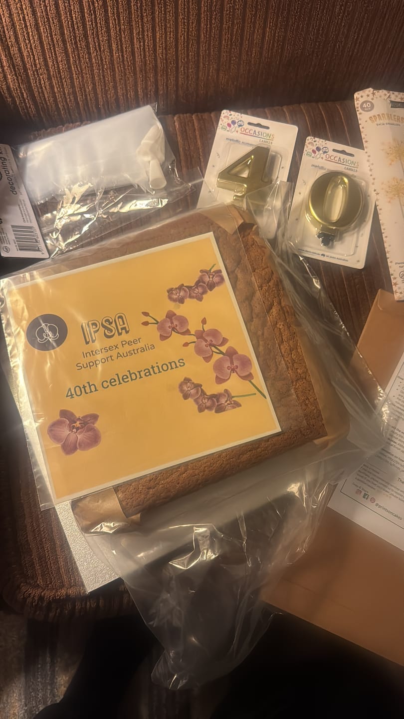 Customer photo review of 19 cm x 19 cm Square Pre-cut Custom Edible Icing Image