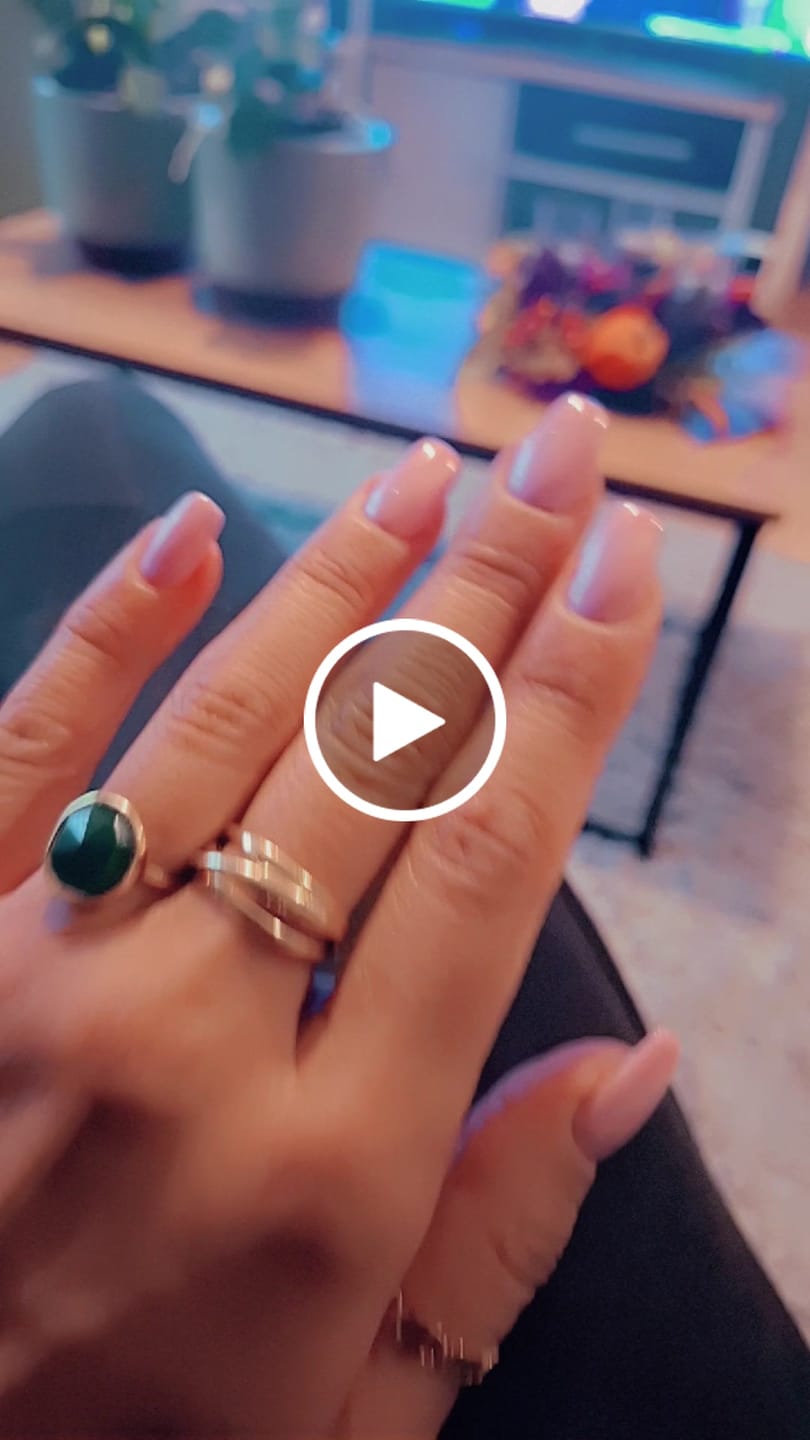 Customer video review of Signature Band Ring