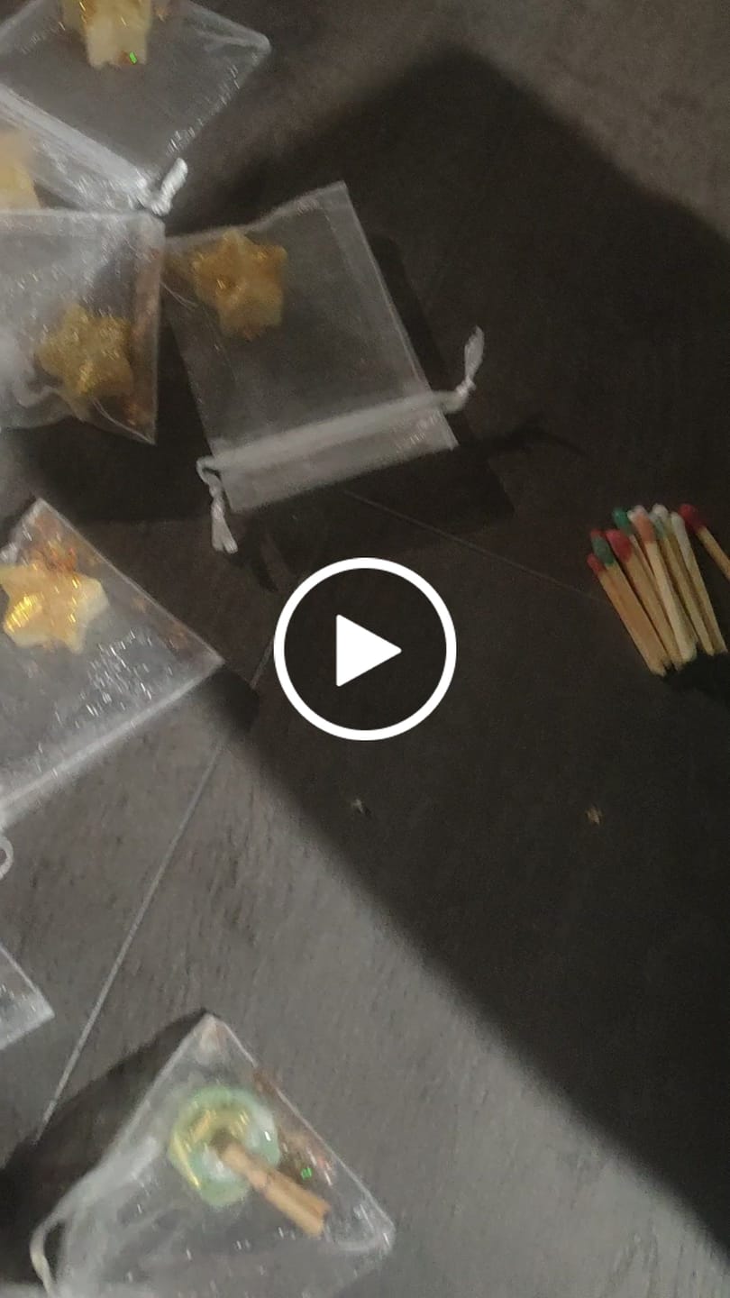 Customer video review of Cera de Colza para velas en Molde, Pilar y Wax-melts (APF)