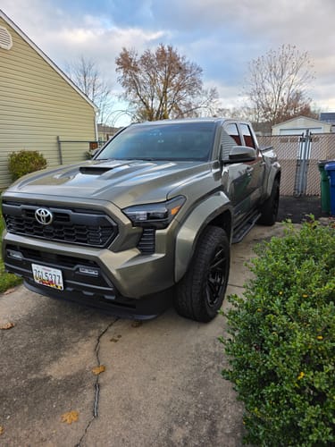 Customer photo review of Rough Country O-T12421-6X1 Fender Flares | Sport | 6X1 Bronze Oxide | Toyota Tacoma 2WD/4WD (2024-2025)