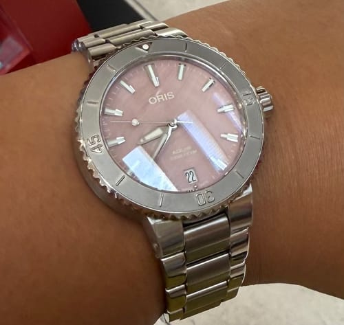 Customer photo review of Oris Aquis Women's 36.5mm Stainless Steel Automatic Watch 733 7770 4158MB