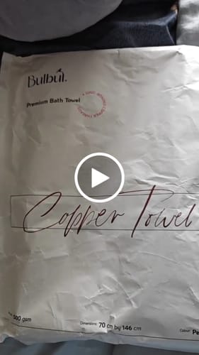 Customer video review of Premium Copper Hand Towel | Antibacterial