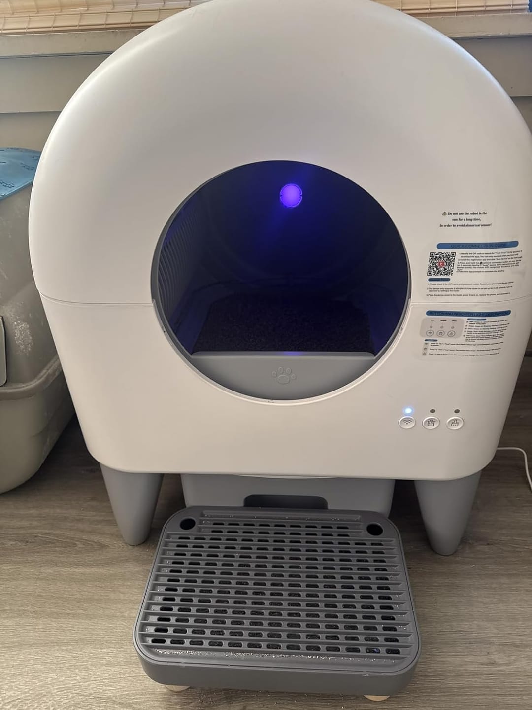 Customer photo review of Cumrige M4 Self-Cleaning Litter Box | Smart Odor-Control Automatic Cat Litter Box