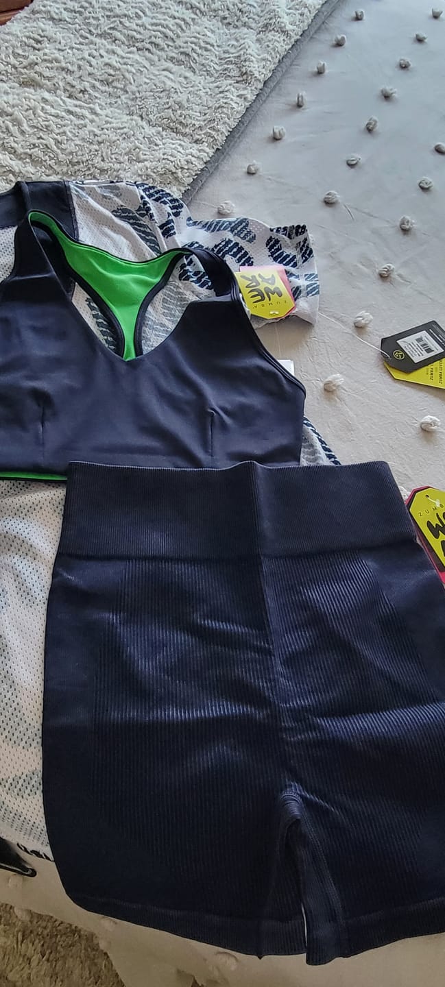 Customer photo review of Blue Jean Seamless High Waisted Biker Shorts
