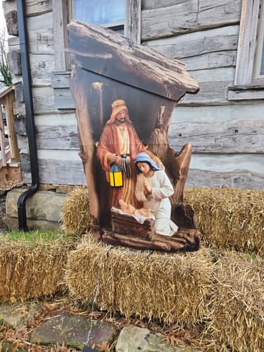 Customer photo review of Silent Night Lighted Outdoor Nativity