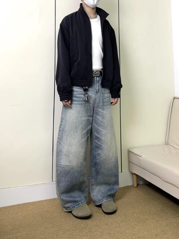Customer photo review of Aelfric Eden Baggy Barrel Washed Jeans