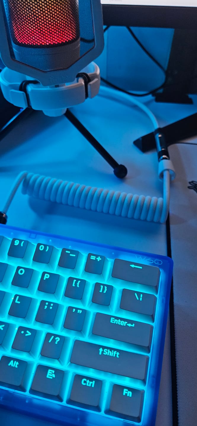 Customer photo review of Wraith Çift Yönlü Coiled Kablo