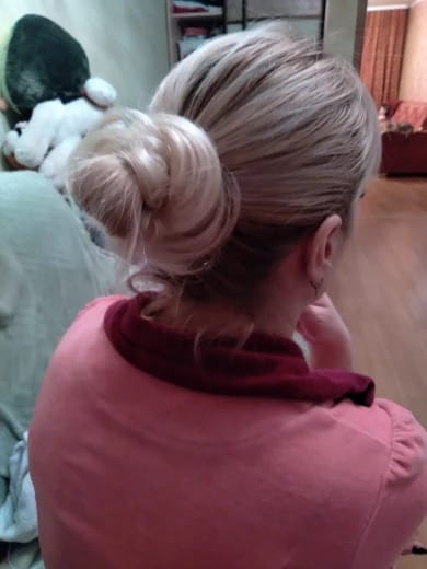 Customer photo review of Chignon Bun Human Hair Extension Natural Straight 7 Colors