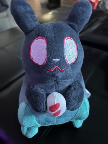 Customer photo review of Rain World - Inv Slugpup Plush