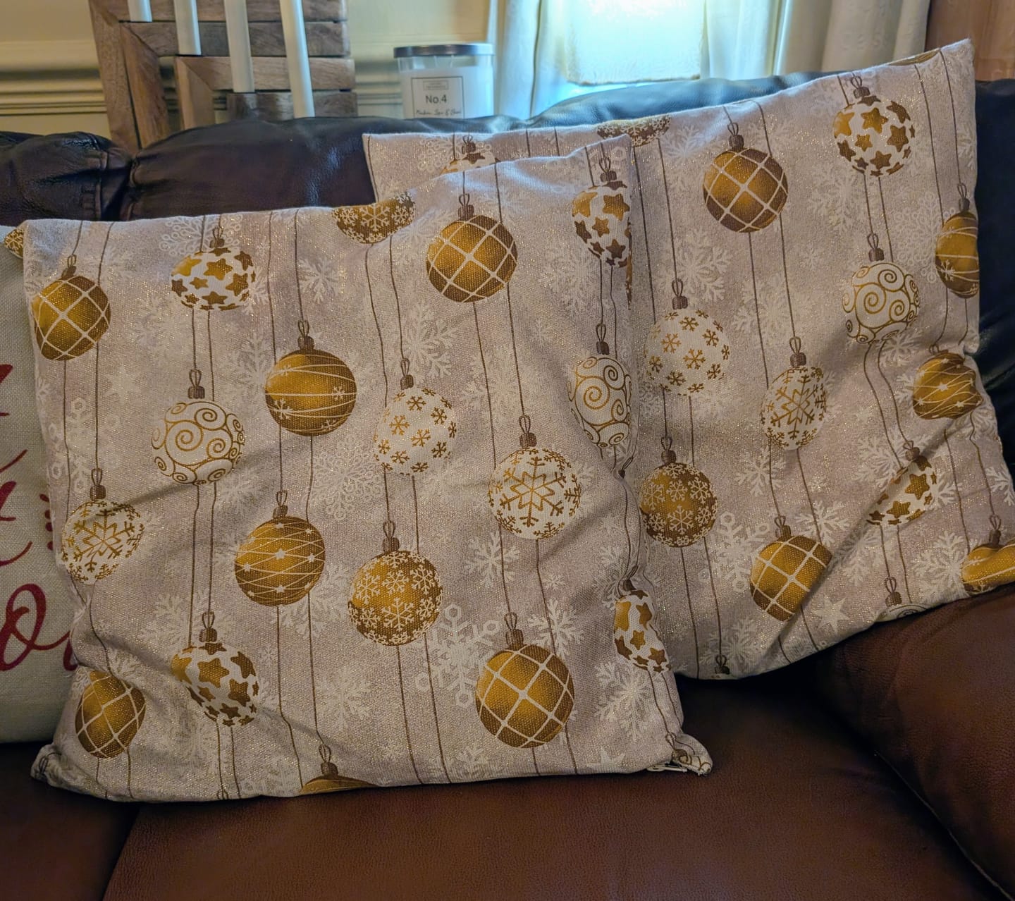 Customer photo review of Golden Sparkle Lightweight Tapestry Fabric
