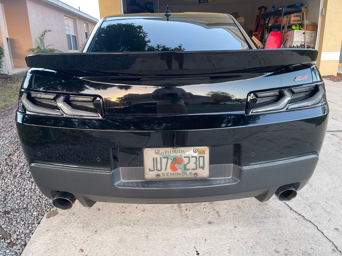 Customer photo review of 2014-2015 Chevy Camaro Umbra LED Taillights – Gloss Black/Smoke Lens