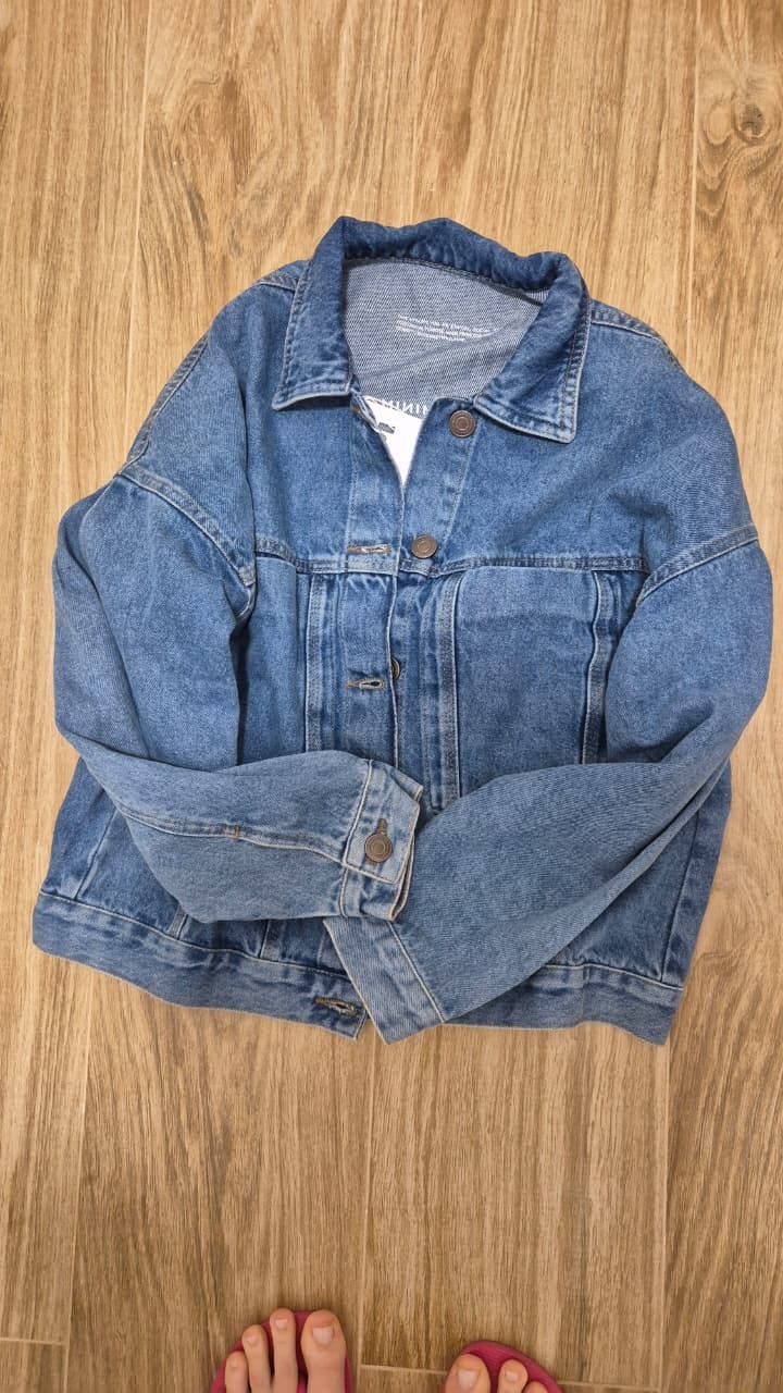 Customer photo review of Jaqueta Jeans Oversized Andiroba Azul Médio