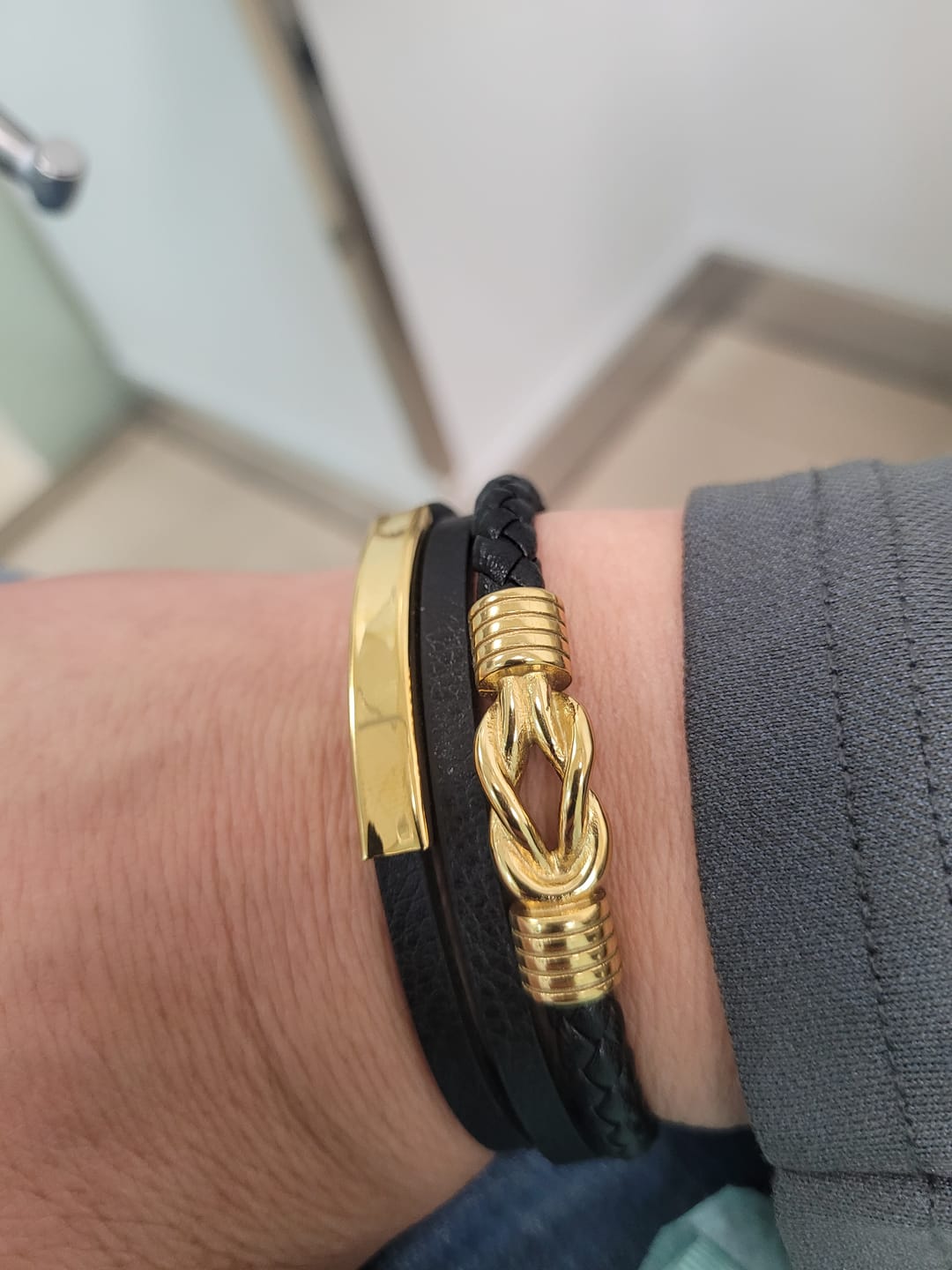 Customer photo review of Lederarmband "Braid"